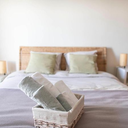 Middle Of The Bay 2 Bedroom Apartment Ferrel  Ngoại thất bức ảnh